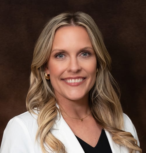 Leigh Ann Cochran, FNP